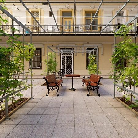 H29 Vivien Apartman Budapeste Exterior foto
